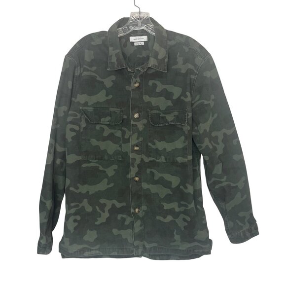 Urban Outfitters Camo Jacket Medium Green Oversized Fit Camouflage ButtonUp - Picture 1 of 6
